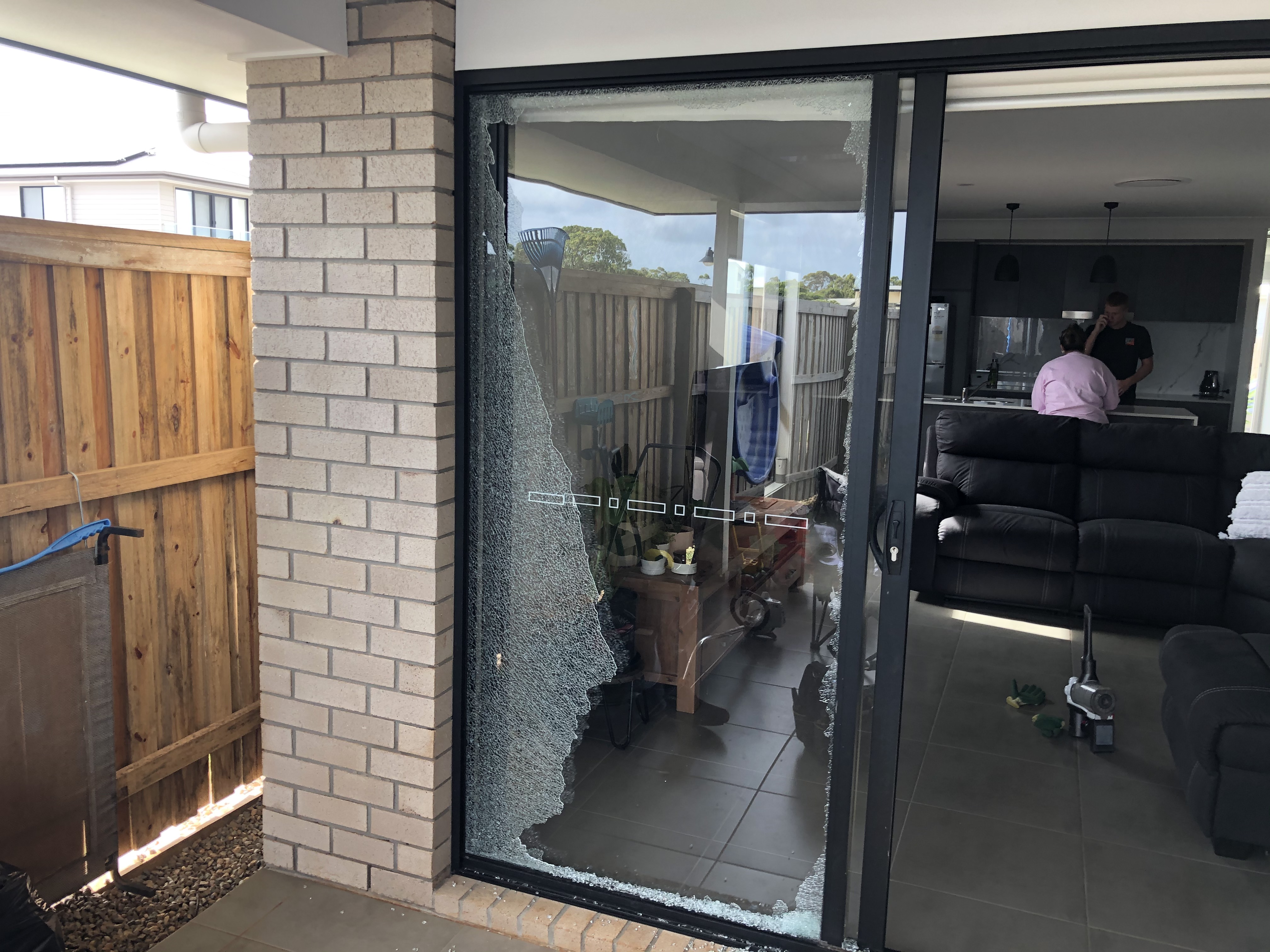 Shop Glass Repairs Carindale